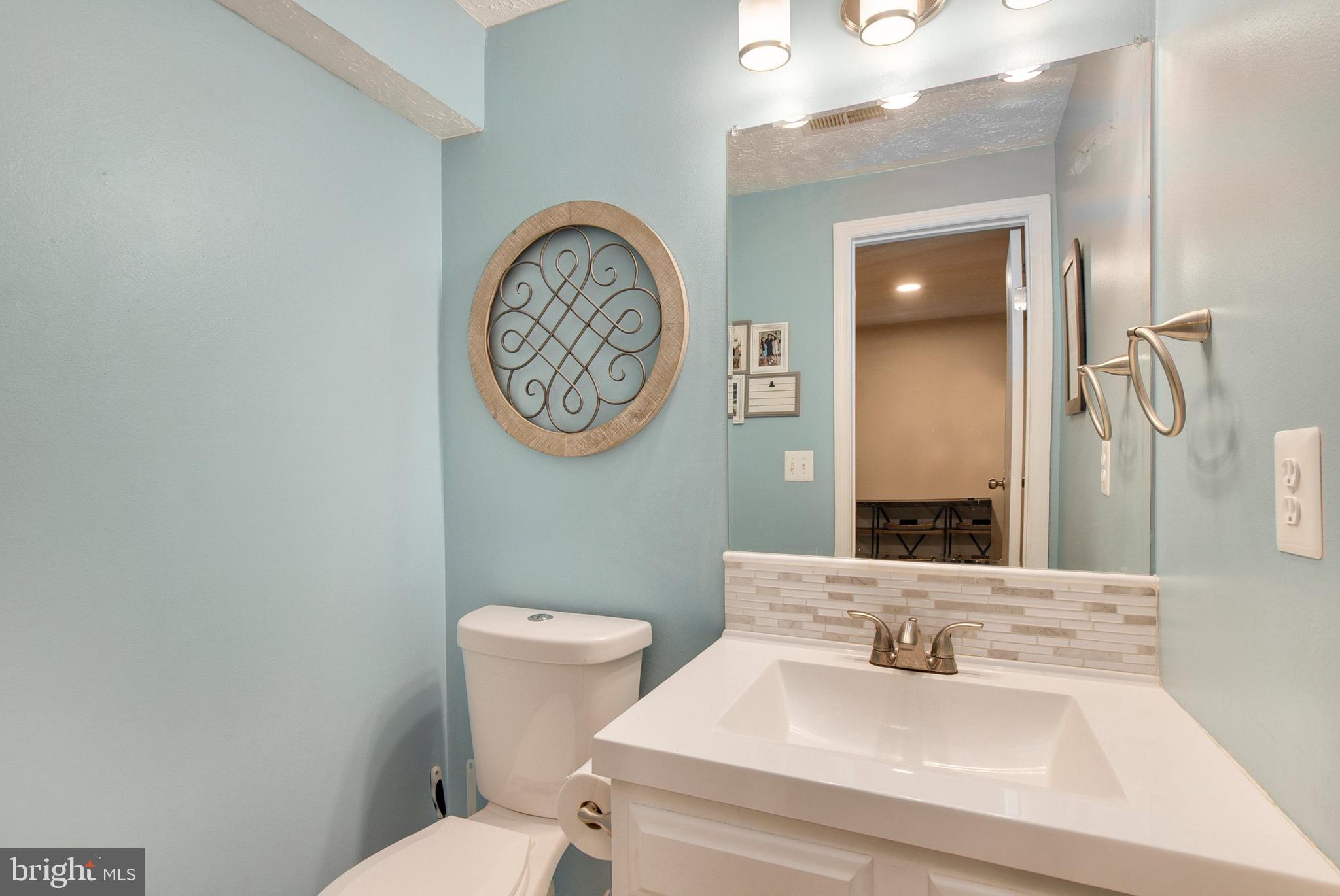 11926 Fieldthorn Court Reston, VA 20194 - Photo 20 of 31