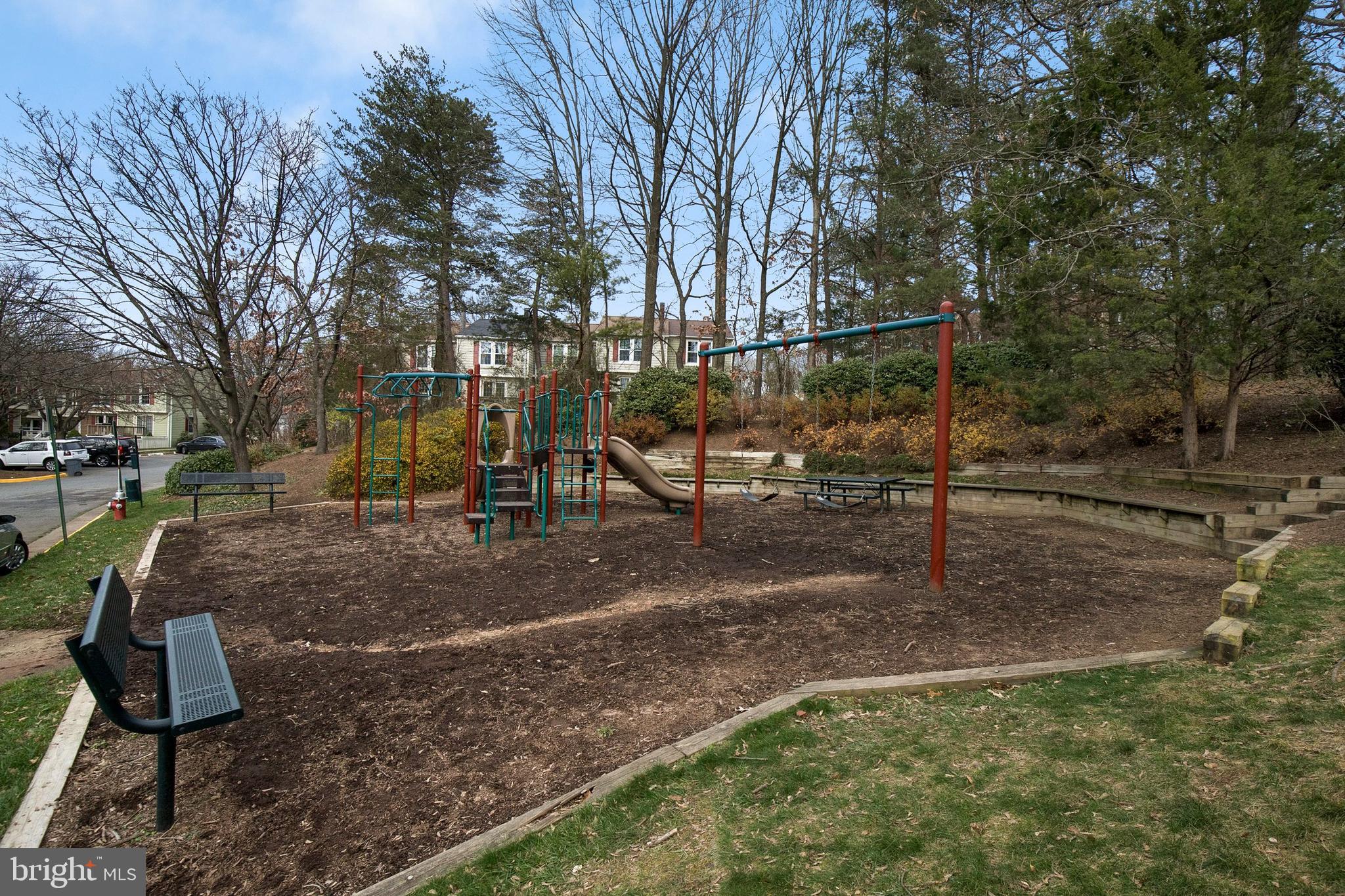 11926 Fieldthorn Court Reston, VA 20194 - Photo 24 of 31