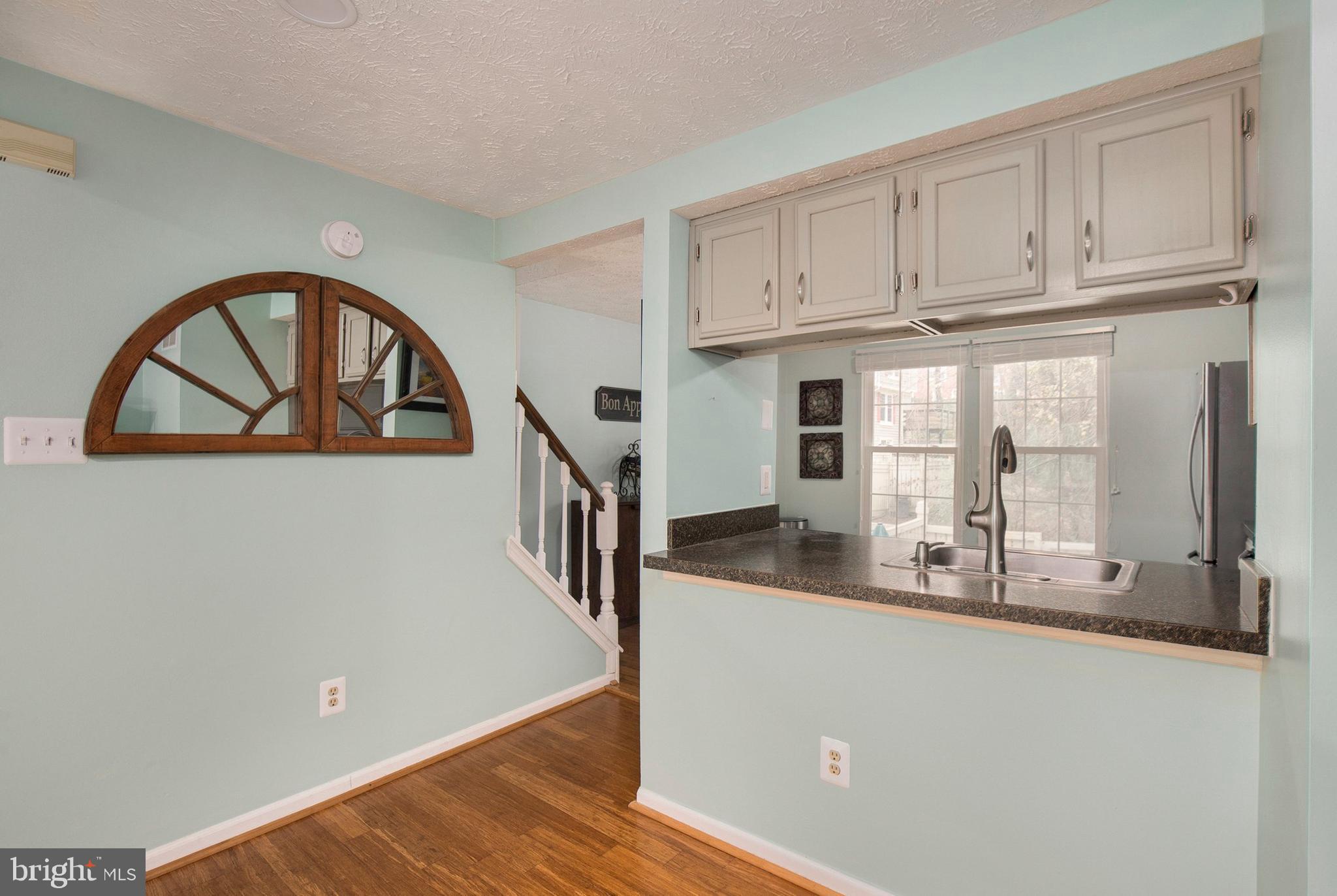 11926 Fieldthorn Court Reston, VA 20194 - Photo 7 of 31