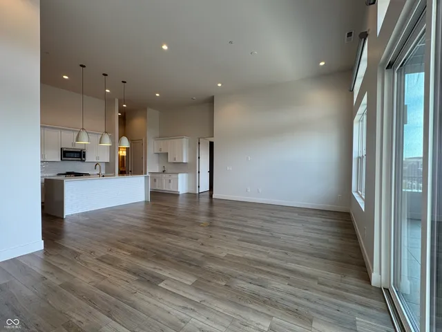 $860,000 | 1155 South Rangeline Road, Unit 503, Carmel, IN 46032