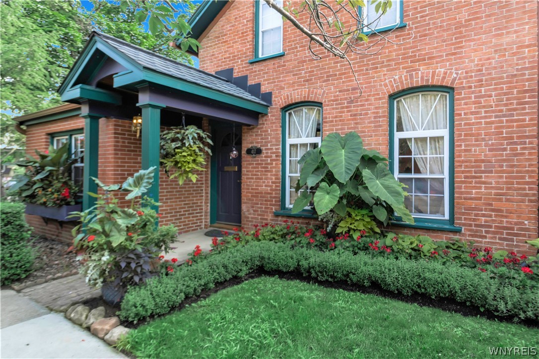 417 Summer Street Buffalo, NY 14213 - Photo 2 of 20