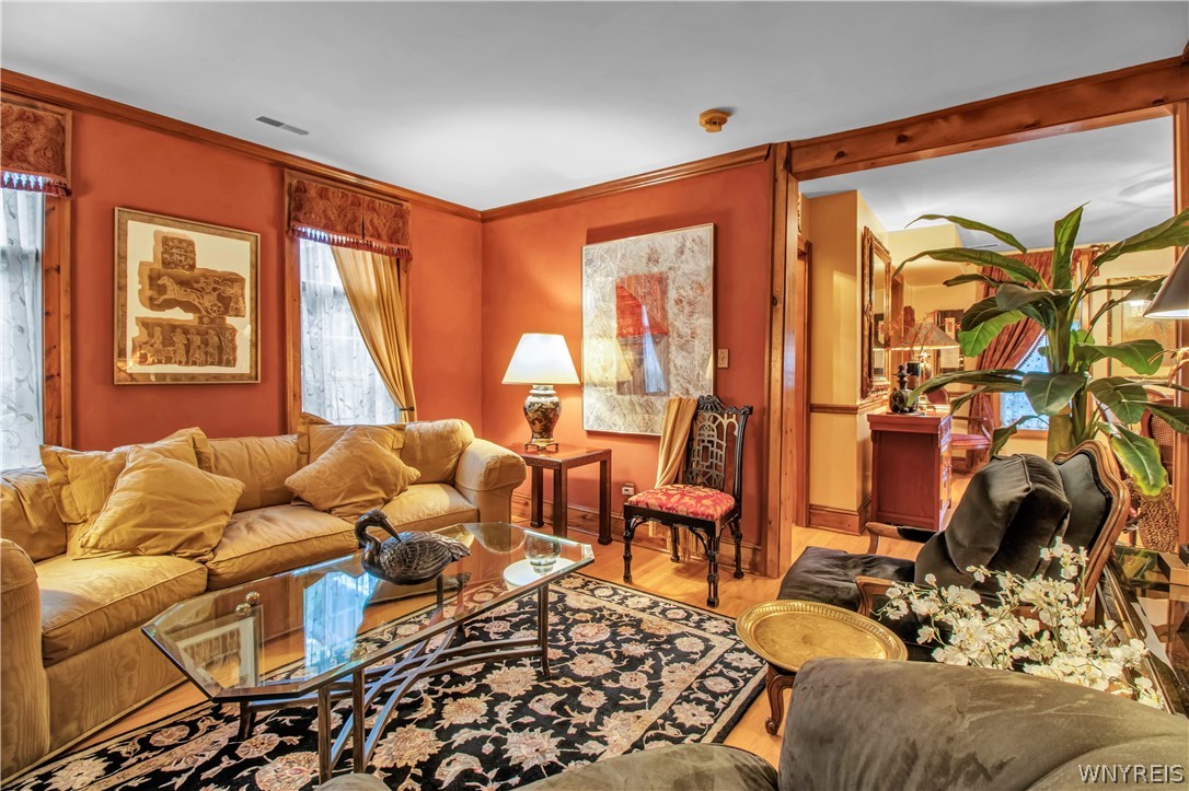 417 Summer Street Buffalo, NY 14213 - Photo 5 of 20