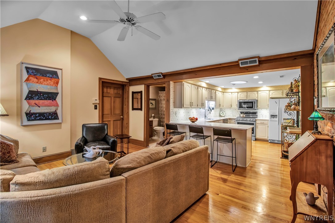 417 Summer Street Buffalo, NY 14213 - Photo 10 of 20