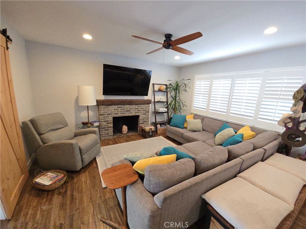 6568 Mt Diablo Avenue Riverside, CA 92506 - Photo 8 of 25