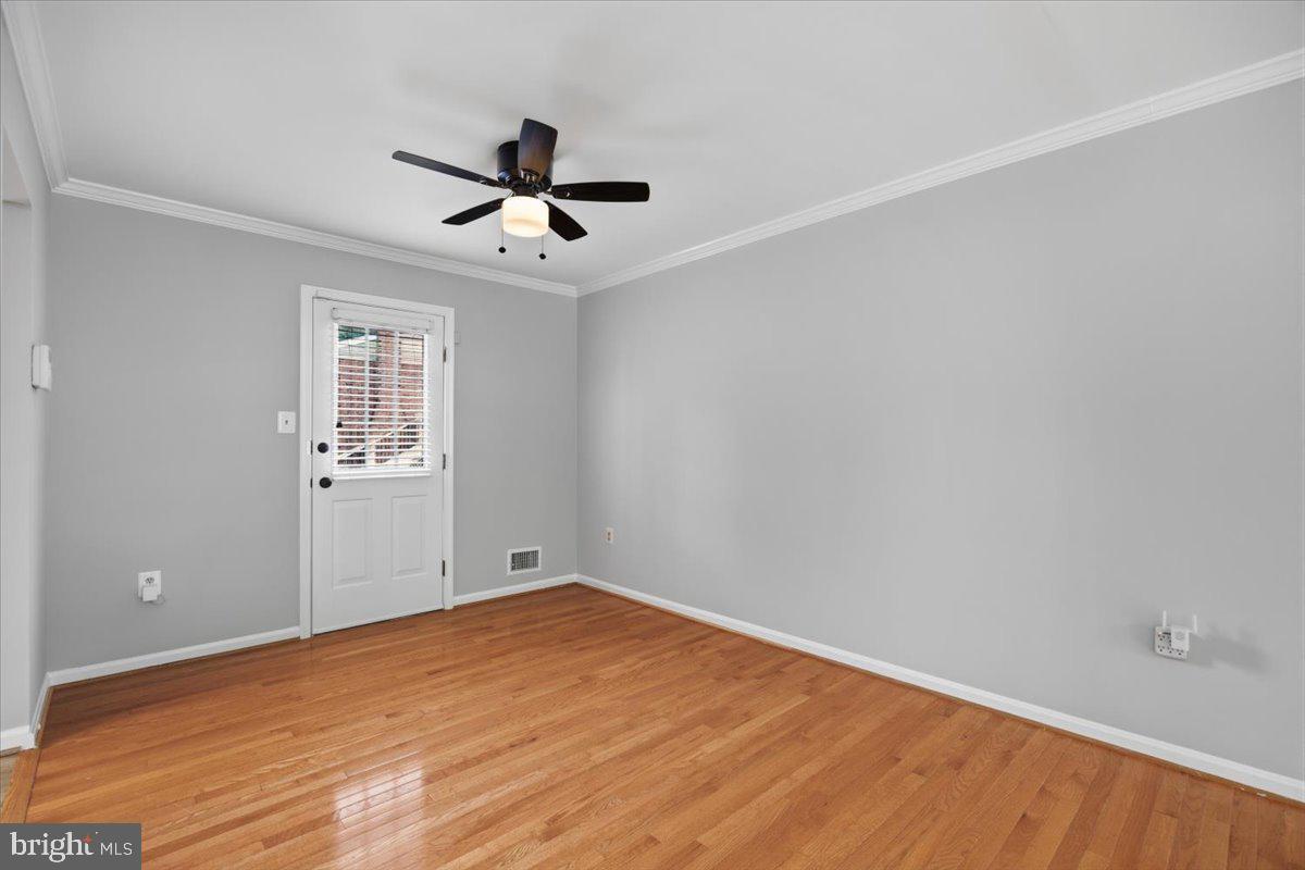 11603 Butlers Branch Road Clinton, MD 20735 - Photo 6 of 30 Bright and airy space with potential.