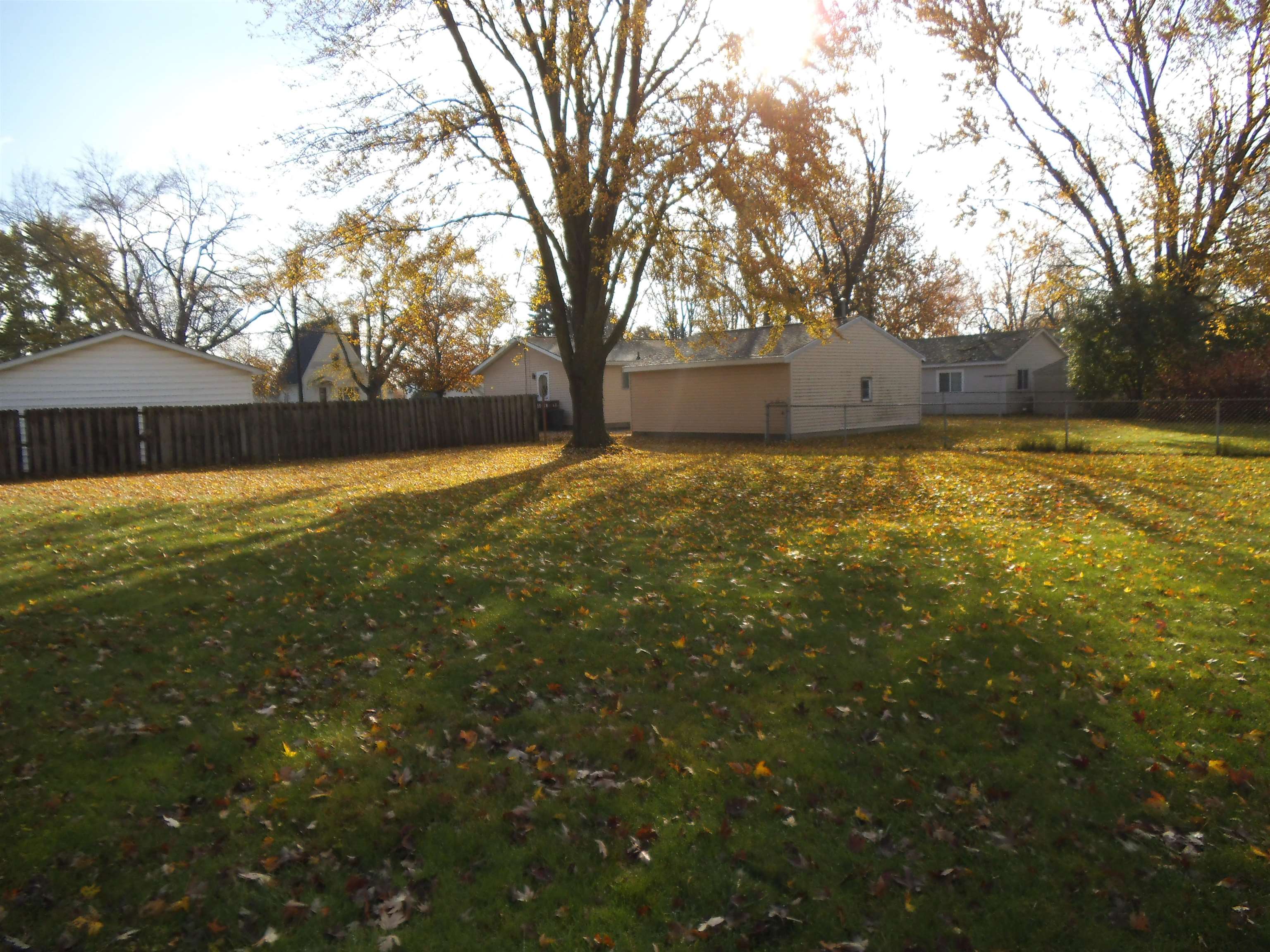 211 Shepard Street Zilwaukee, MI 48604 - Photo 26 of 28