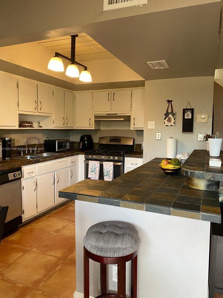 11321 Southwest 109th Road, Unit 62C Miami, FL 33176 - Photo 12 of 38 Gallery Image 12