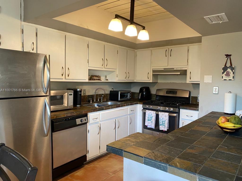 11321 Southwest 109th Road, Unit 62C Miami, FL 33176 - Photo 13 of 38 Gallery Image 13