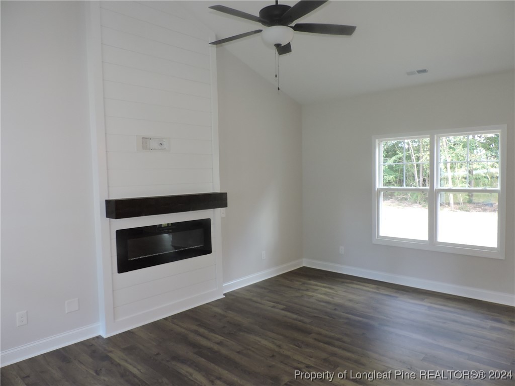 394 Summerhill Road Fayetteville, NC 28303 - Photo 6 of 32 Gallery Image 6