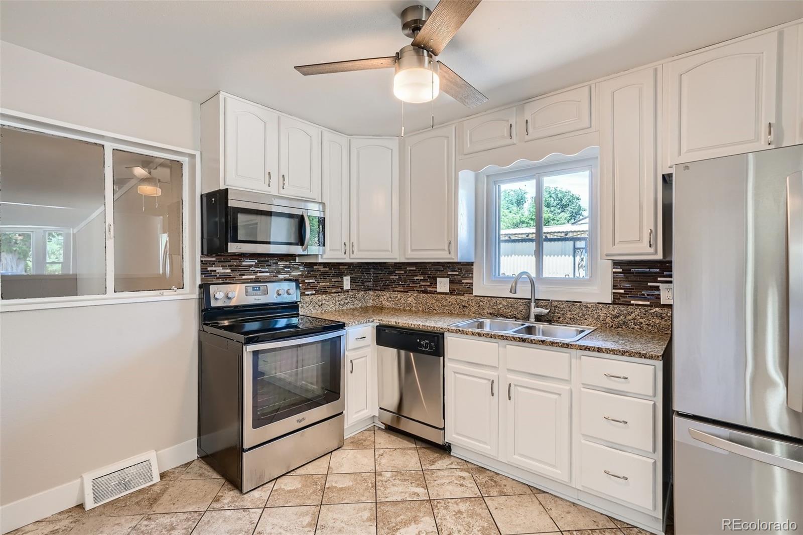 6871 Ruth Way Denver, CO 80221 - Photo 6 of 28 Gallery Image 6