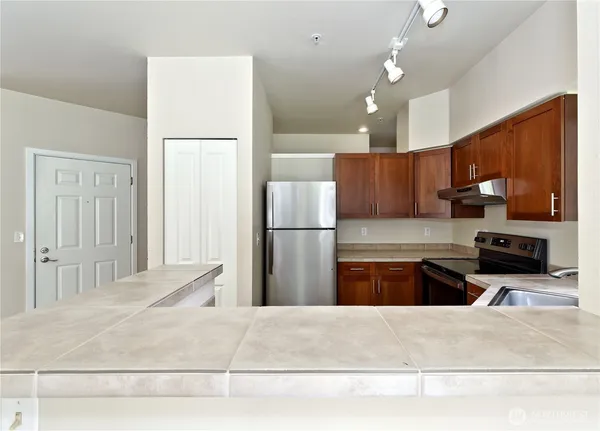 $350,000 | 12012 Northeast 204th Place, Unit C201, Bothell, WA 98011