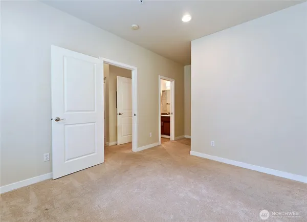 $350,000 | 12012 Northeast 204th Place, Unit C201, Bothell, WA 98011