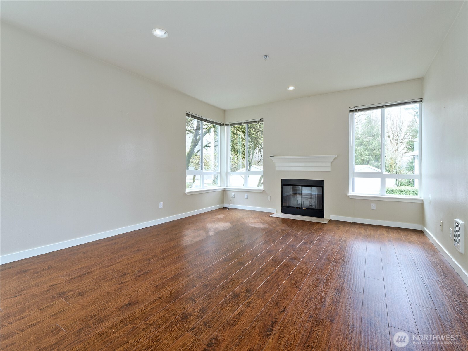 12012 Northeast 204th Place, Unit C201 Bothell, WA 98011 - Photo 7 of 21