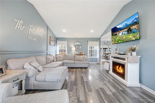 $419,000 | 3773 Captains Way, Wheatfield, NY 14120