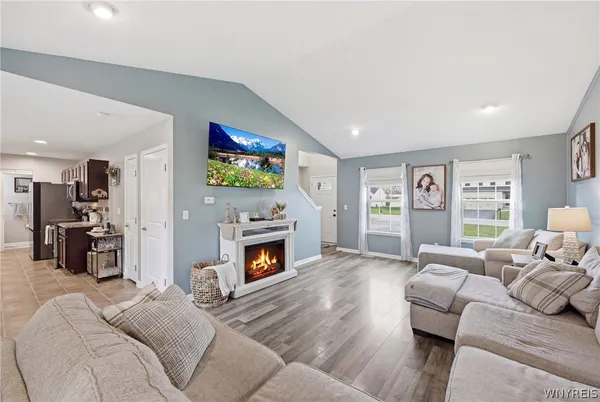 $419,000 | 3773 Captains Way, Wheatfield, NY 14120