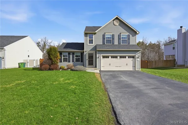 $419,000 | 3773 Captains Way, Wheatfield, NY 14120