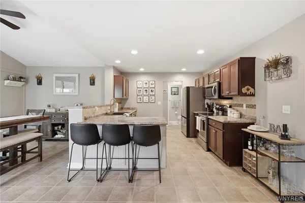 $419,000 | 3773 Captains Way, Wheatfield, NY 14120