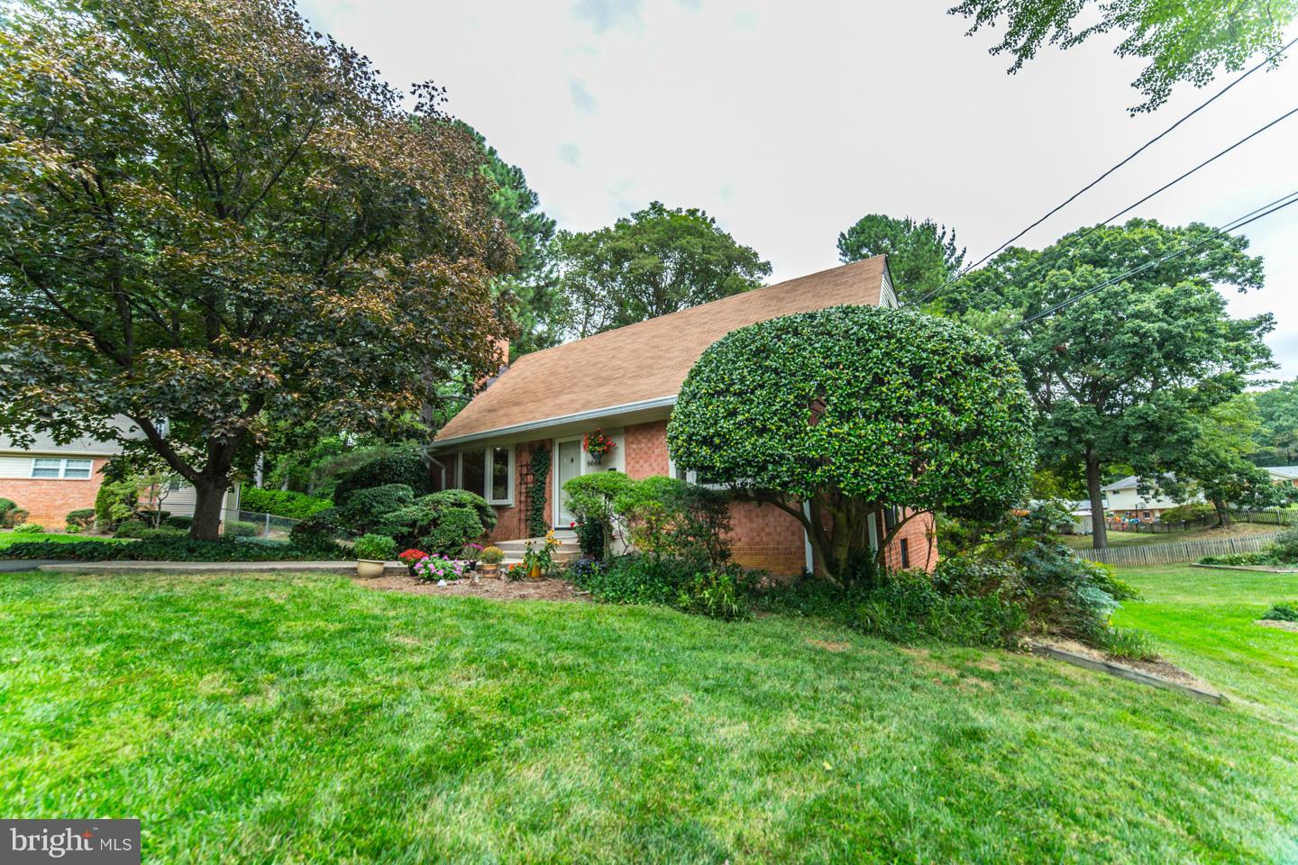 8666 Cromwell Drive Springfield, VA 22151 - Photo 1 of 30 Exterior (Front)