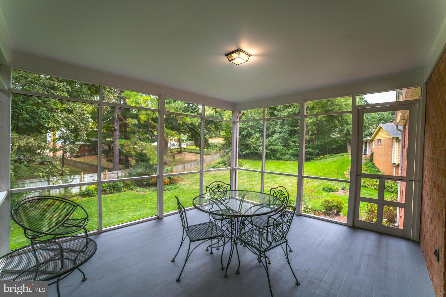 8666 Cromwell Drive Springfield, VA 22151 - Photo 14 of 30 Exterior (Rear)
