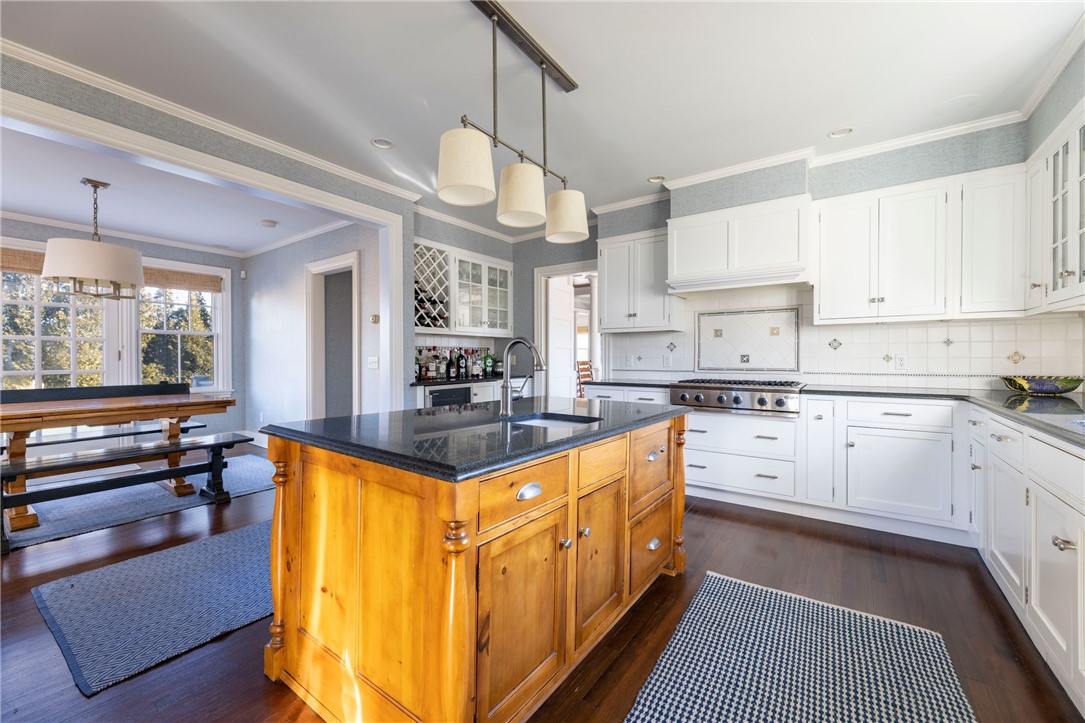 2 Ninigret Avenue Westerly, RI 02891 - Photo 16 of 49