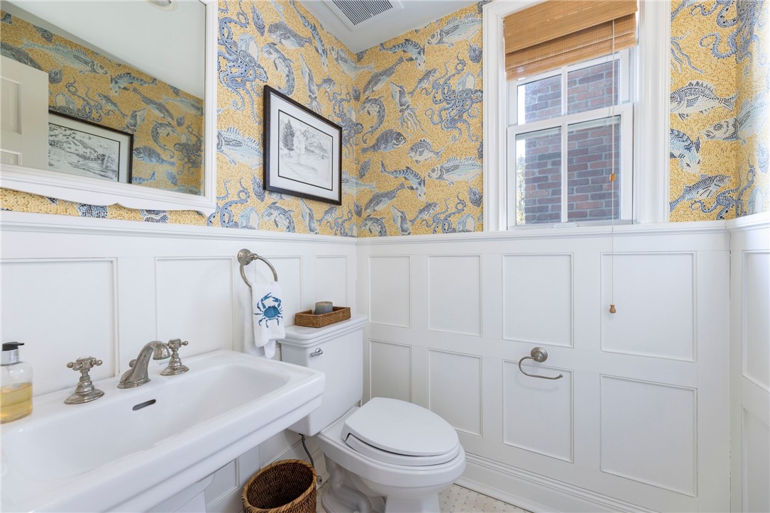 2 Ninigret Avenue Westerly, RI 02891 - Photo 23 of 49