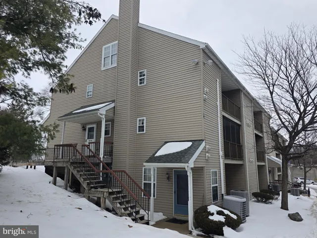 $254,500 | 812 Christopher Drive, Reading, PA 19610