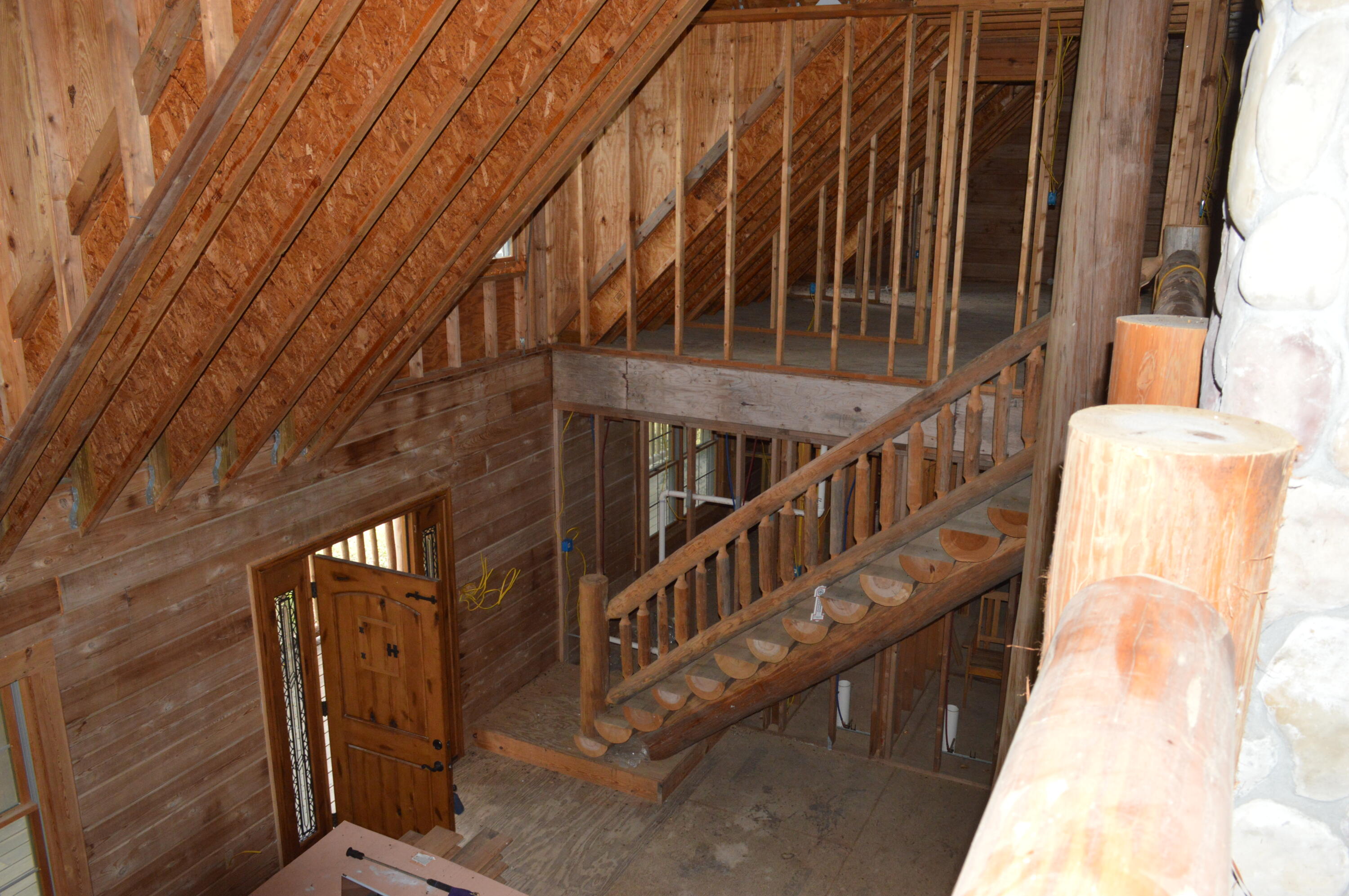 902 Bailie Road Crestview, FL 32539 - Photo 17 of 34 a view of entryway with a front door