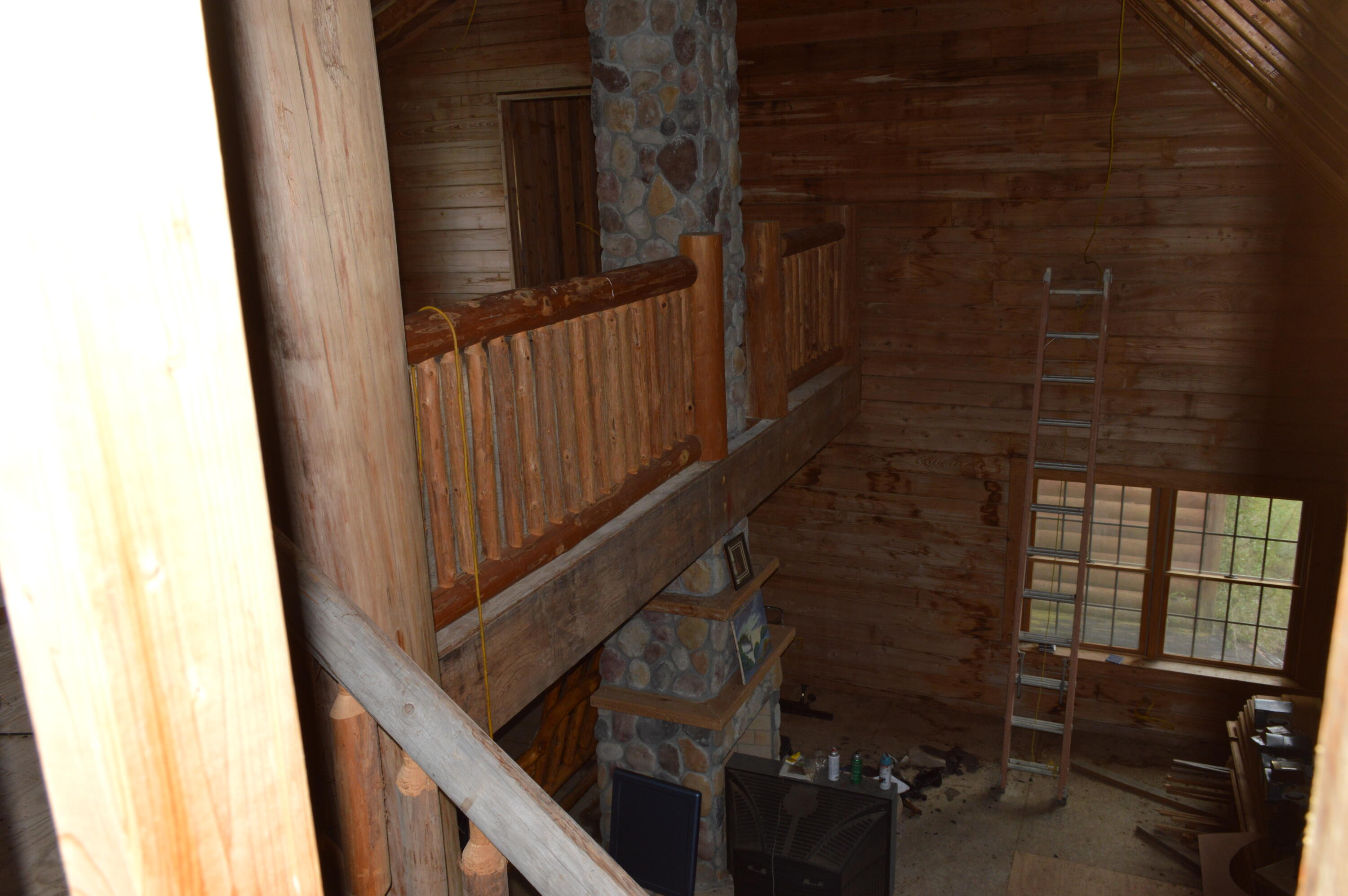 902 Bailie Road Crestview, FL 32539 - Photo 18 of 34 a view of stairs