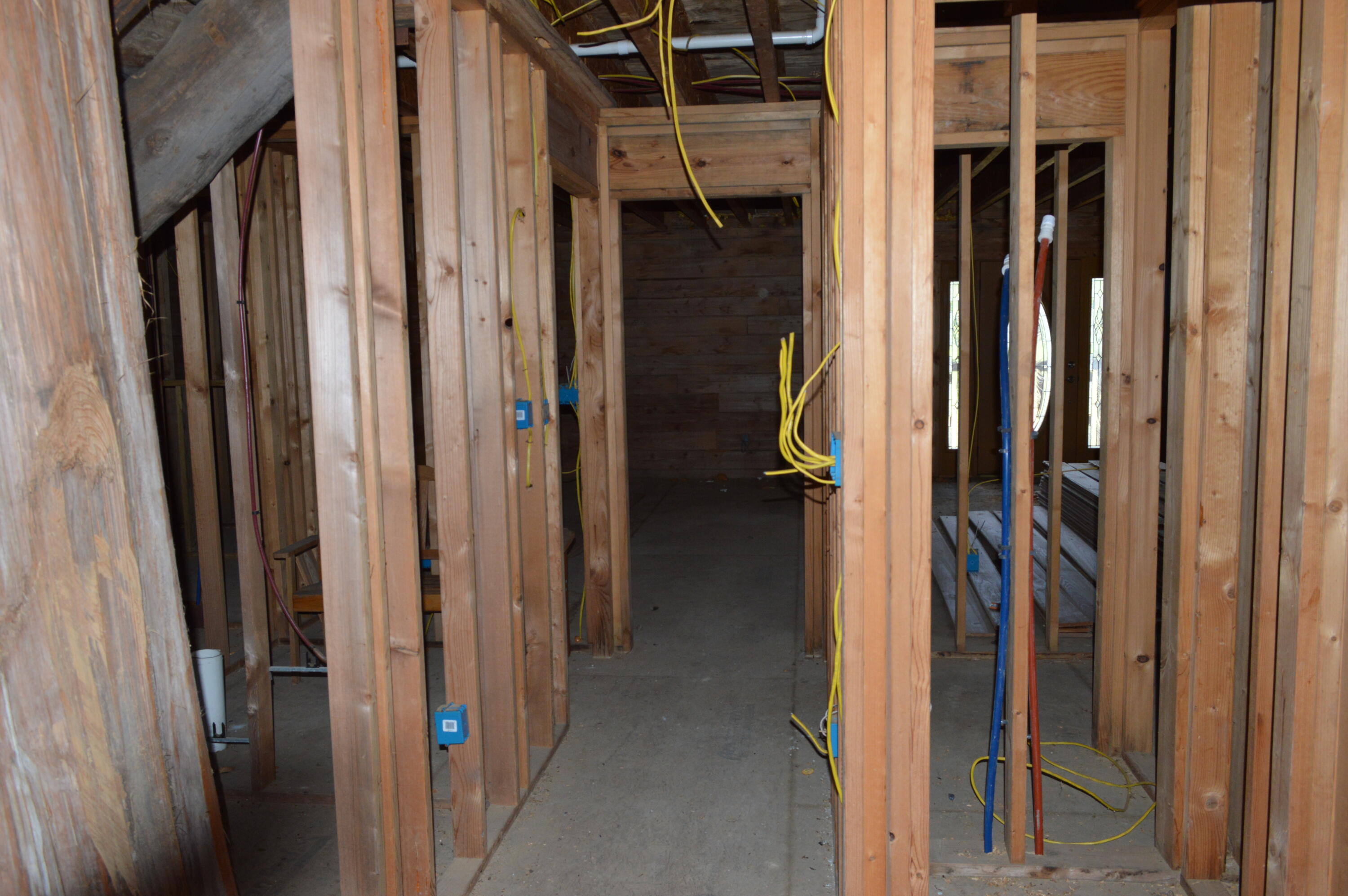 902 Bailie Road Crestview, FL 32539 - Photo 8 of 34 a view of a walk in closet