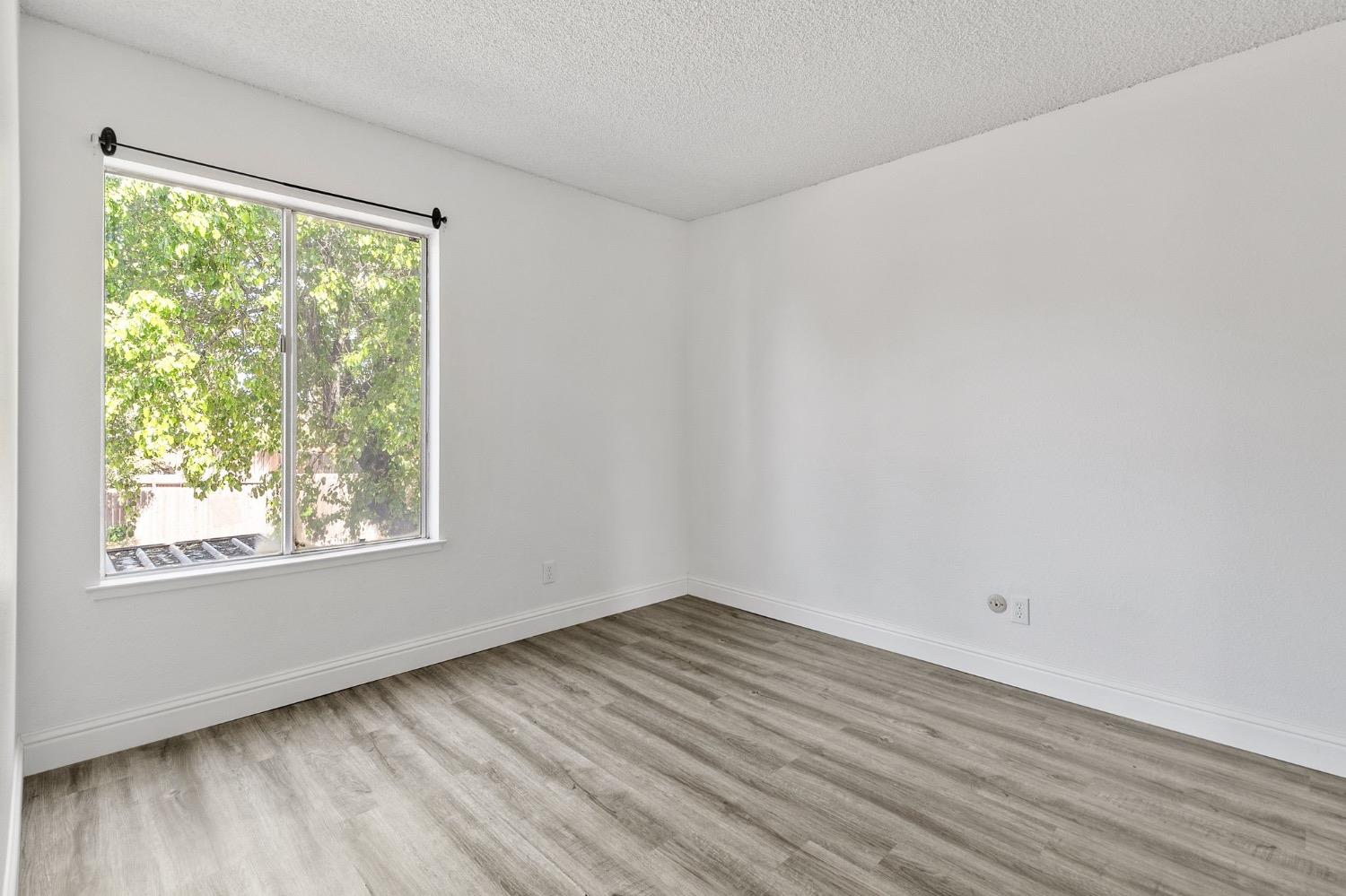 3701 Colonial Drive, Unit 164 Modesto, CA 95356 - Photo 13 of 23