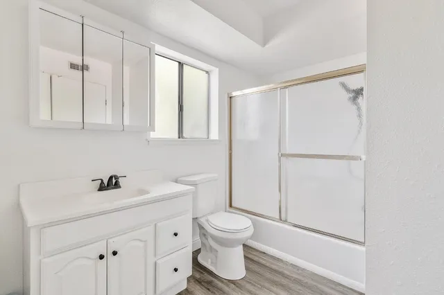 $249,000 | 3701 Colonial Drive, Unit 164, Modesto, CA 95356