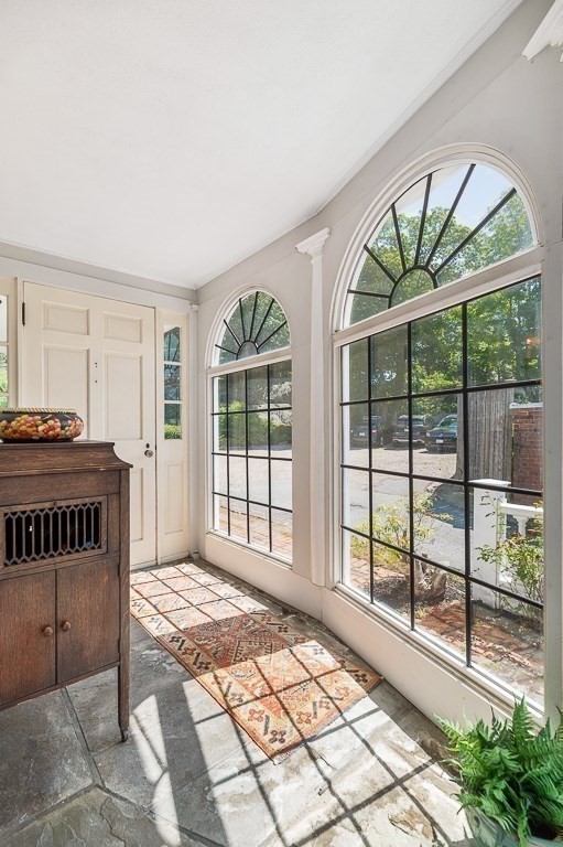 18 Union Street Manchester, MA 01944 - Photo 19 of 38