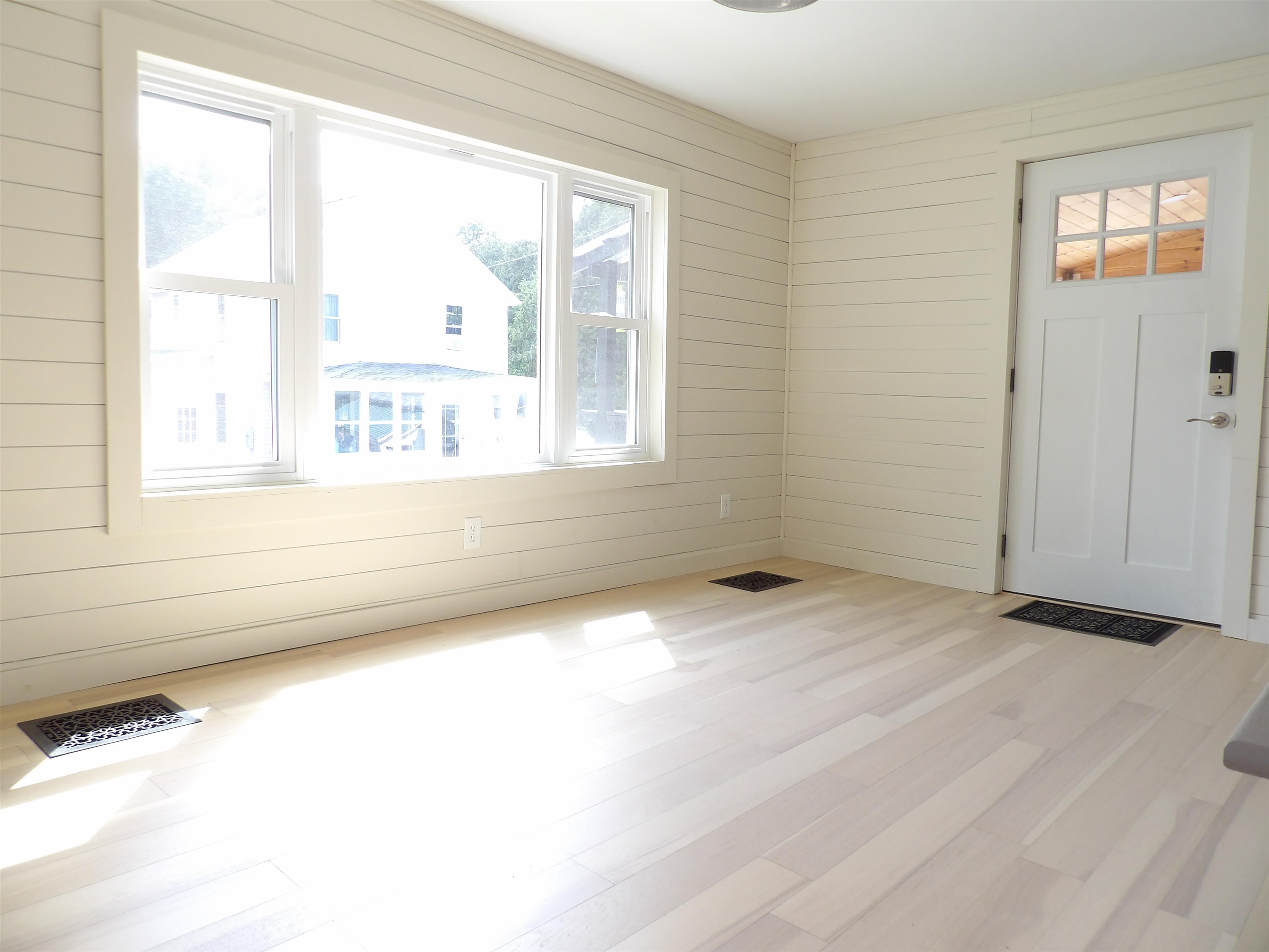 69 Meacham Street Wallingford, VT 05773 - Photo 13 of 55