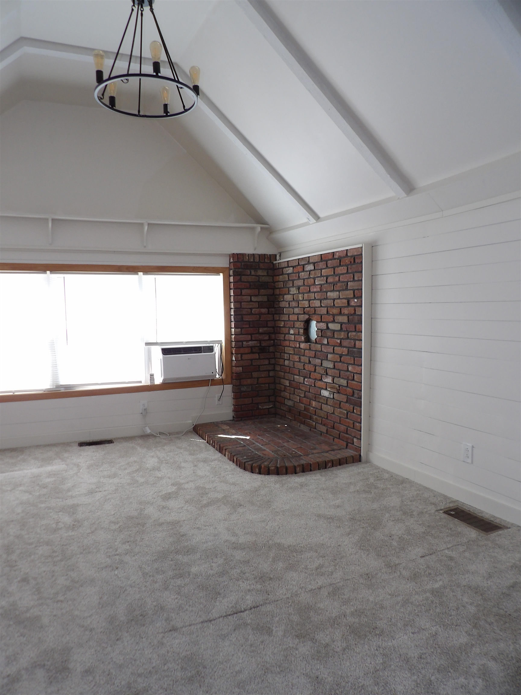 69 Meacham Street Wallingford, VT 05773 - Photo 23 of 55