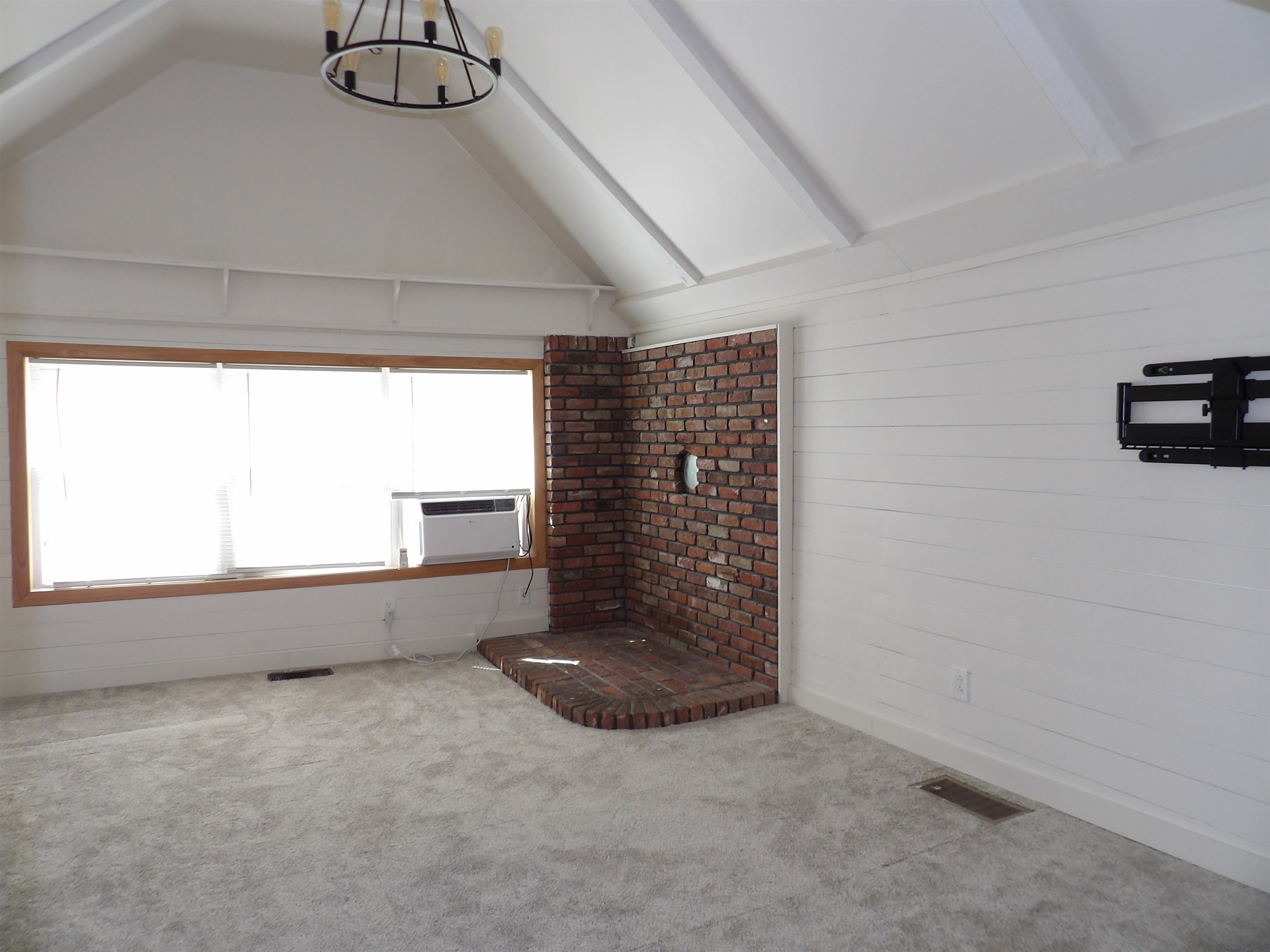 69 Meacham Street Wallingford, VT 05773 - Photo 25 of 55