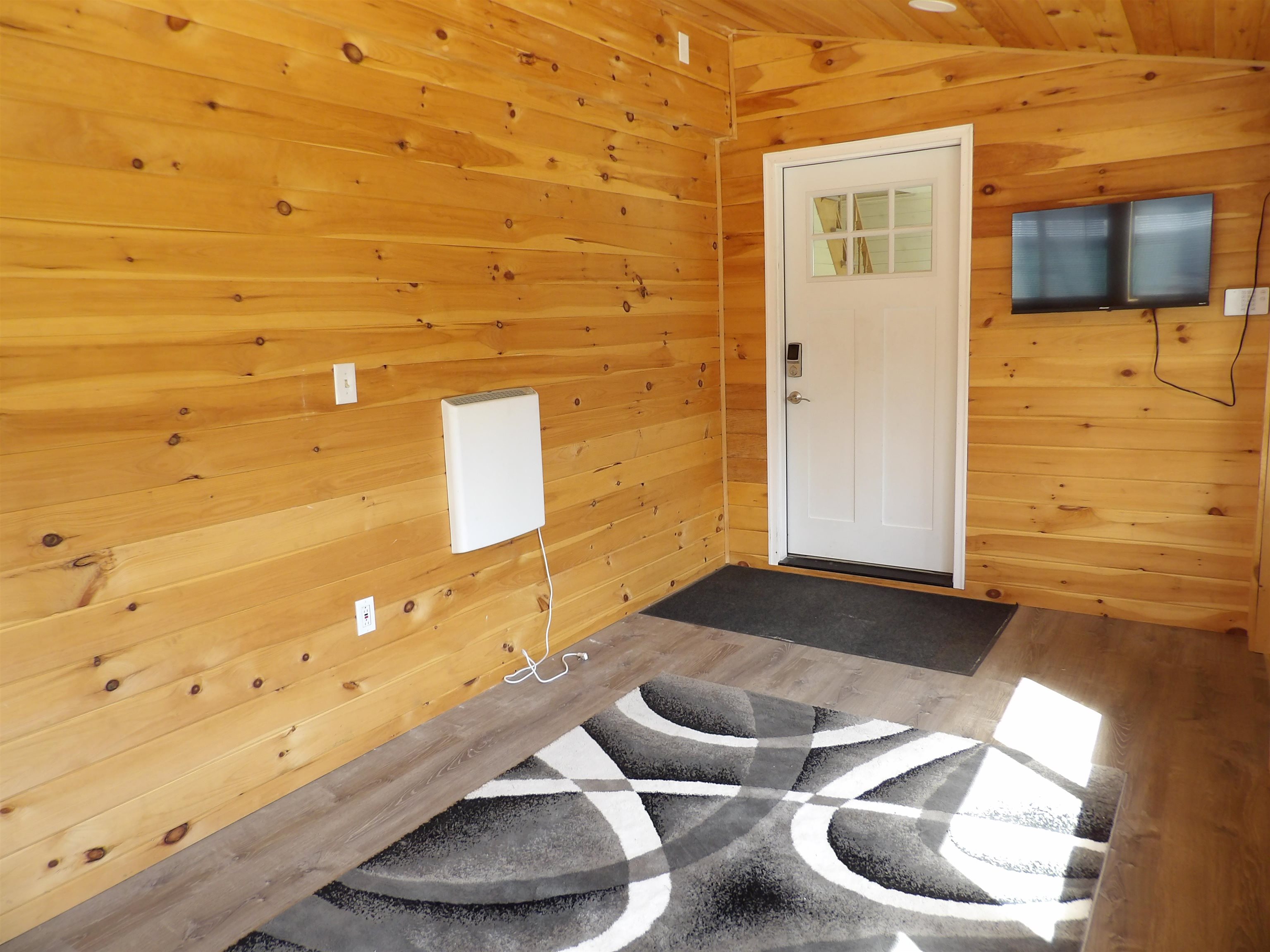 69 Meacham Street Wallingford, VT 05773 - Photo 8 of 55