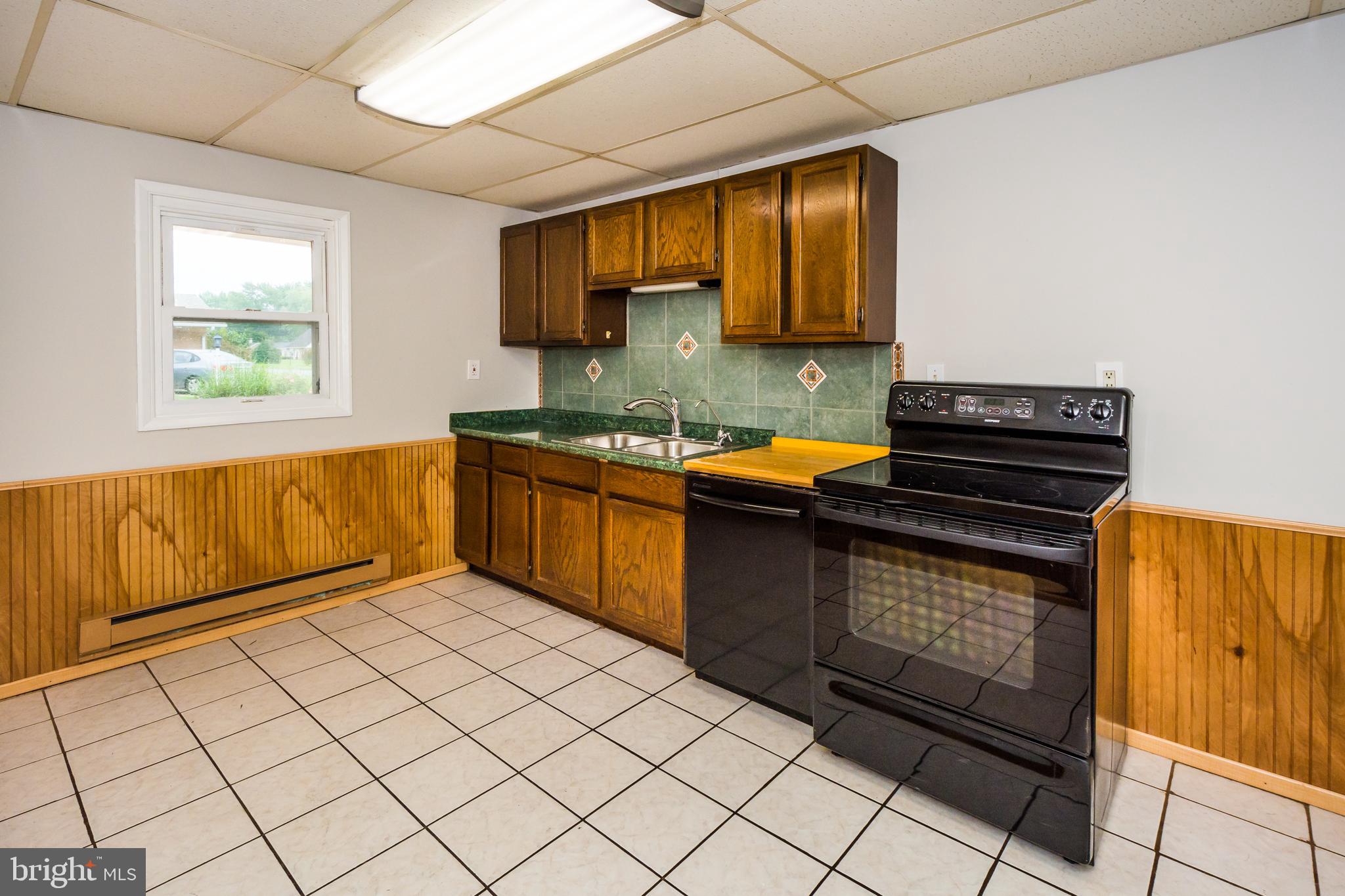 418 Enfield Road Joppa, MD 21085 - Photo 20 of 46 Kitchen