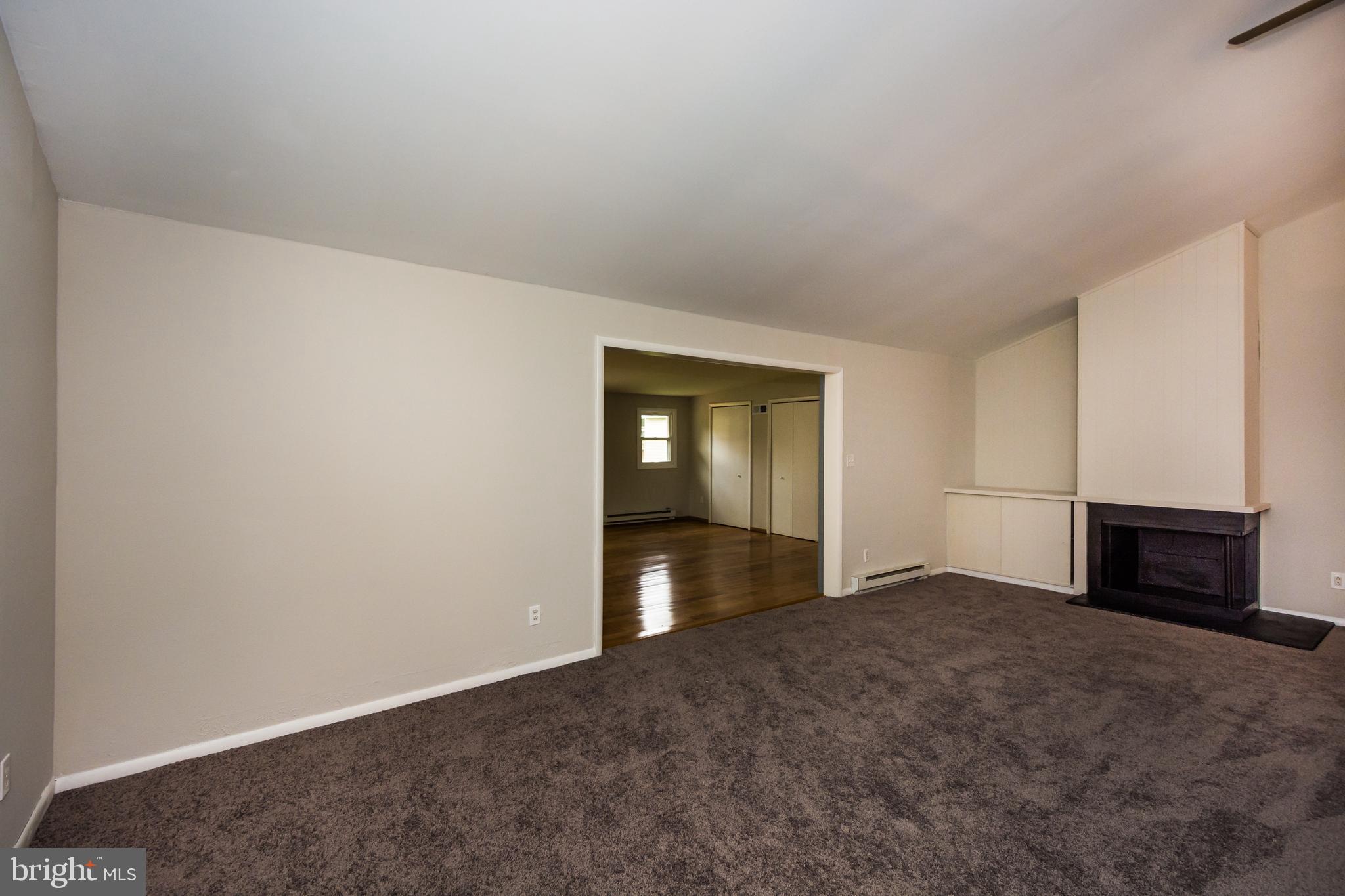 418 Enfield Road Joppa, MD 21085 - Photo 10 of 46 Living area