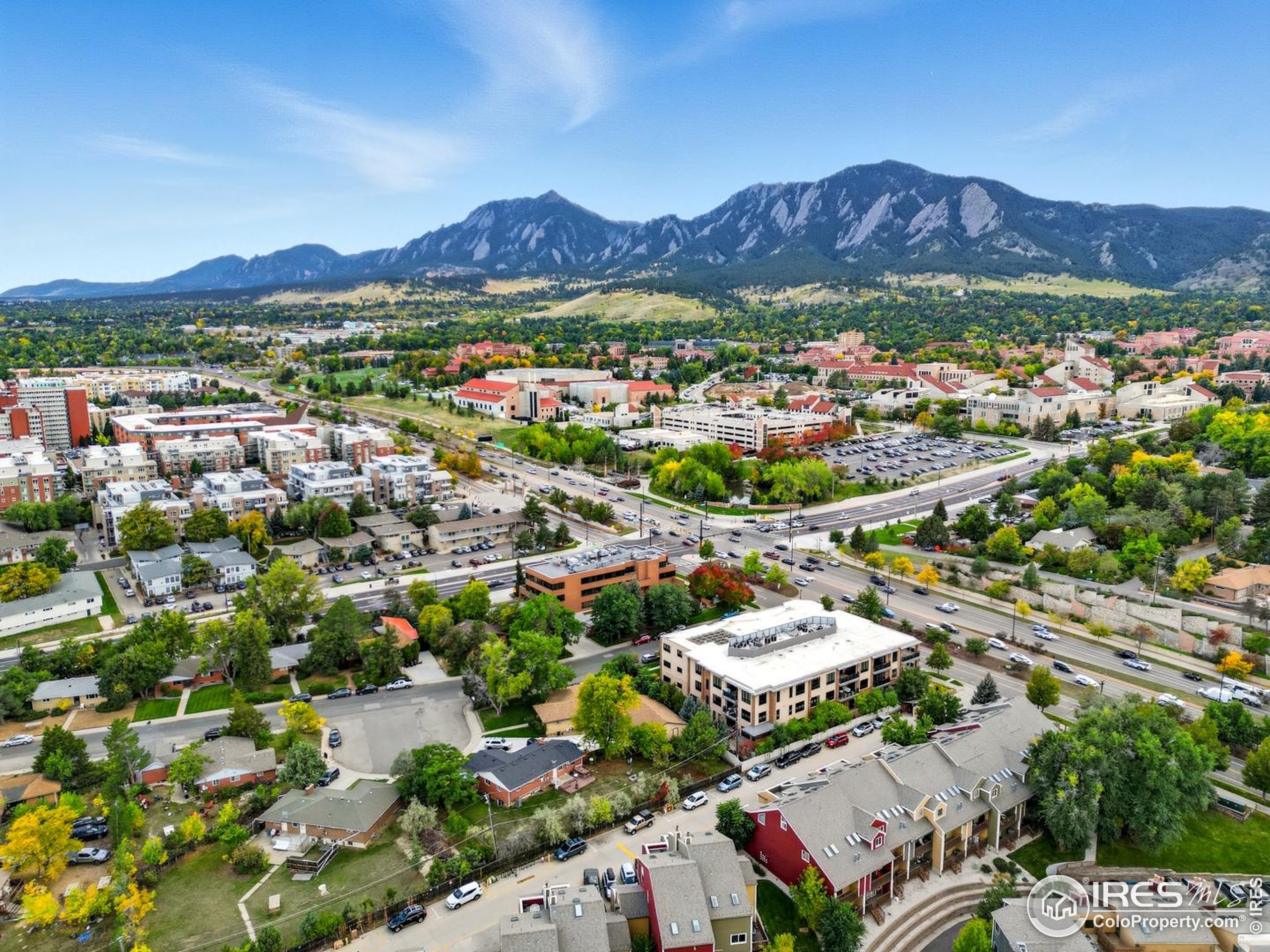 2801 Pennsylvania Avenue, Unit 203 Boulder, CO 80303 - Photo 39 of 50 a view of city and mountain