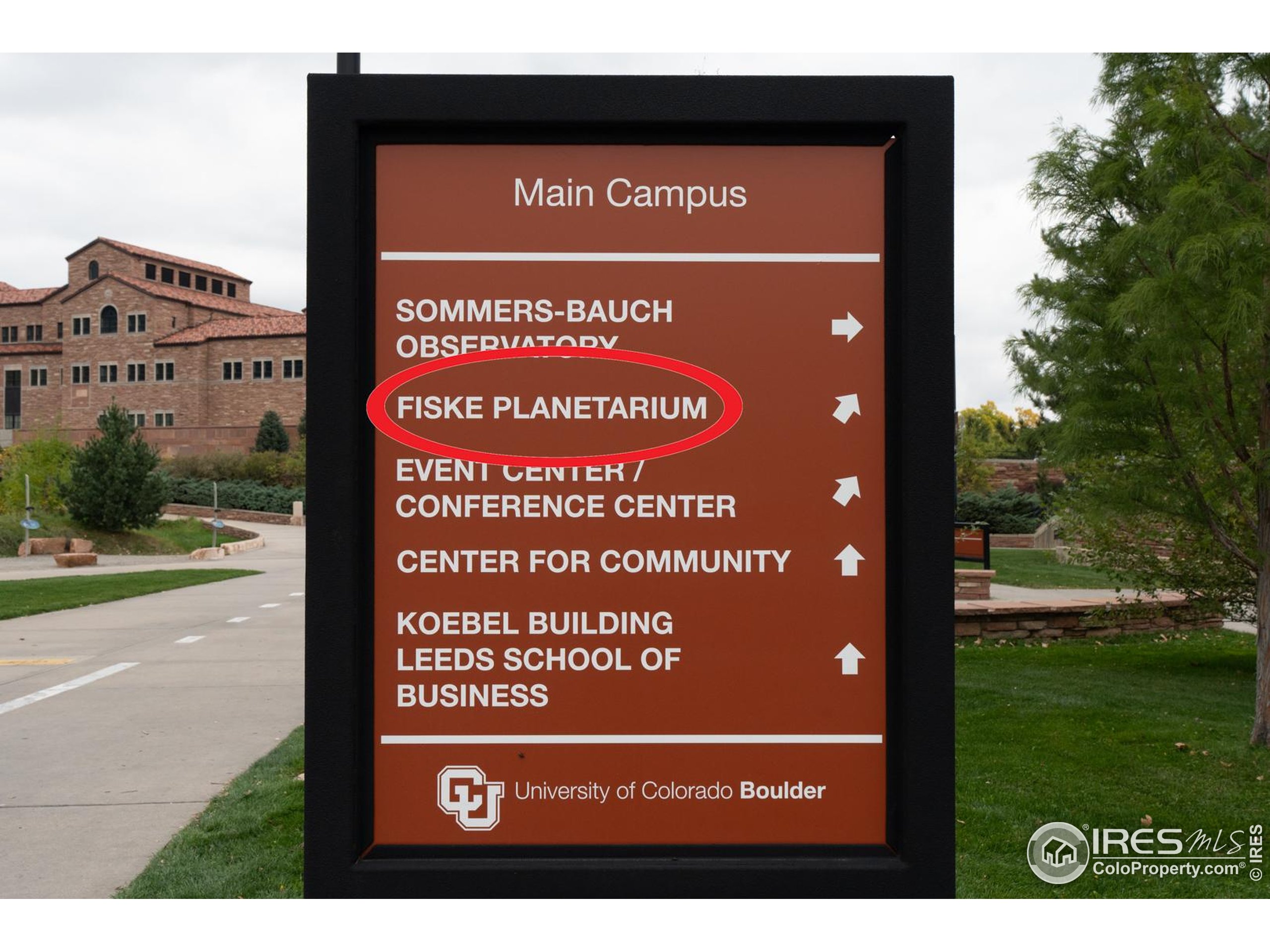 2801 Pennsylvania Avenue, Unit 203 Boulder, CO 80303 - Photo 49 of 50 a sign on the side of the road