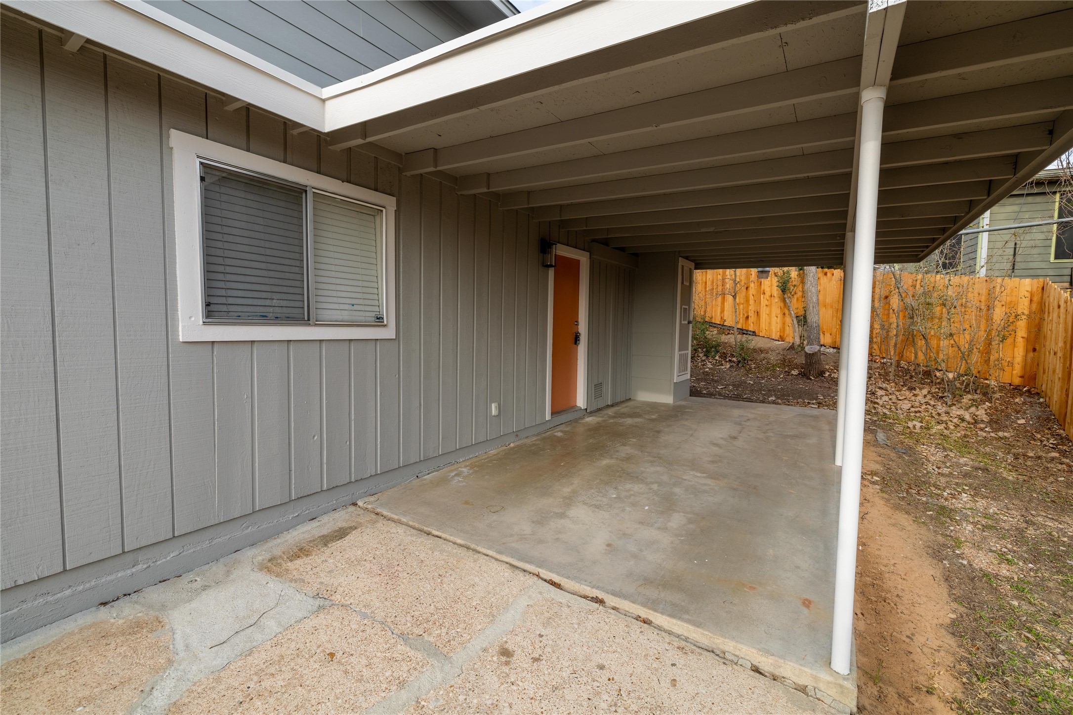 4304 Scottsdale Road Austin, TX 78721 - Photo 19 of 21 View of patio / terrace with an attached carport
