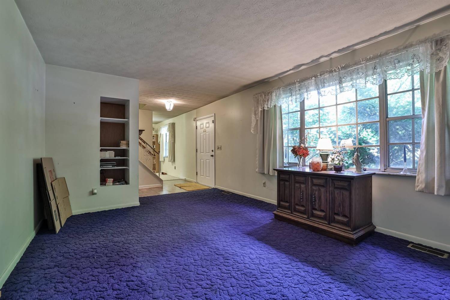 11291 Hanover Road Forest Park, OH 45240 - Photo 6 of 42