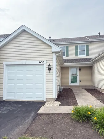 $249,900 | 655 Chestnut Ridge, Minooka, IL 60447