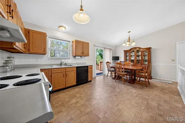 $250,000 | 3911 Jane Avenue, St. Ann, MO 63074