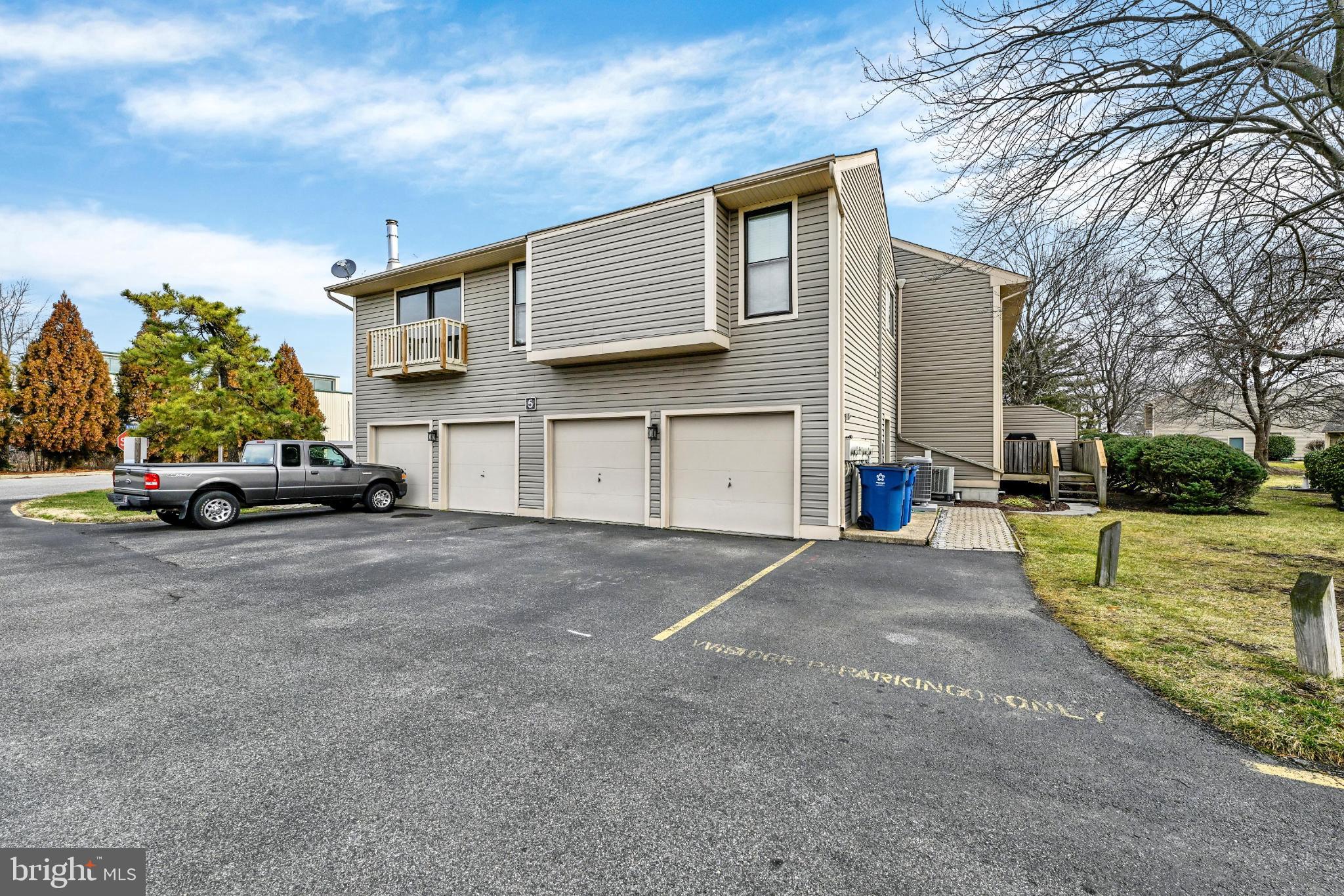 5 Mariners Way, Unit 2 Stevensville, MD 21666 - Photo 17 of 23 Charming duplex with ample parking space.