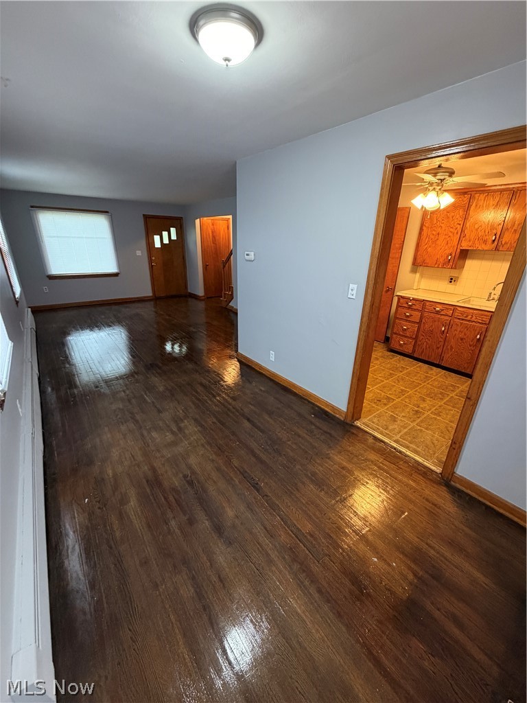 360 Shields Road Youngstown, OH 44512 - Photo 3 of 18