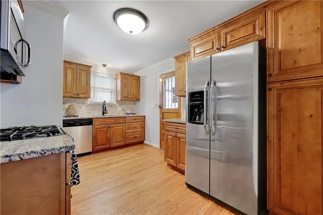 $299,950 | 7228 Walnut Street, Kansas City, MO 64114