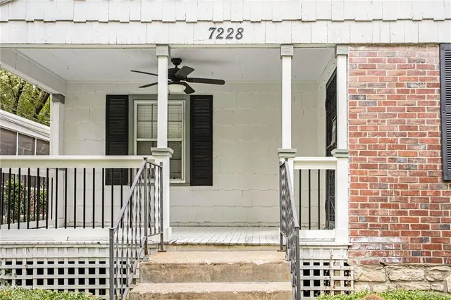 $299,950 | 7228 Walnut Street, Kansas City, MO 64114
