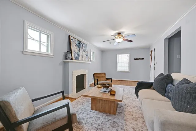 $299,950 | 7228 Walnut Street, Kansas City, MO 64114