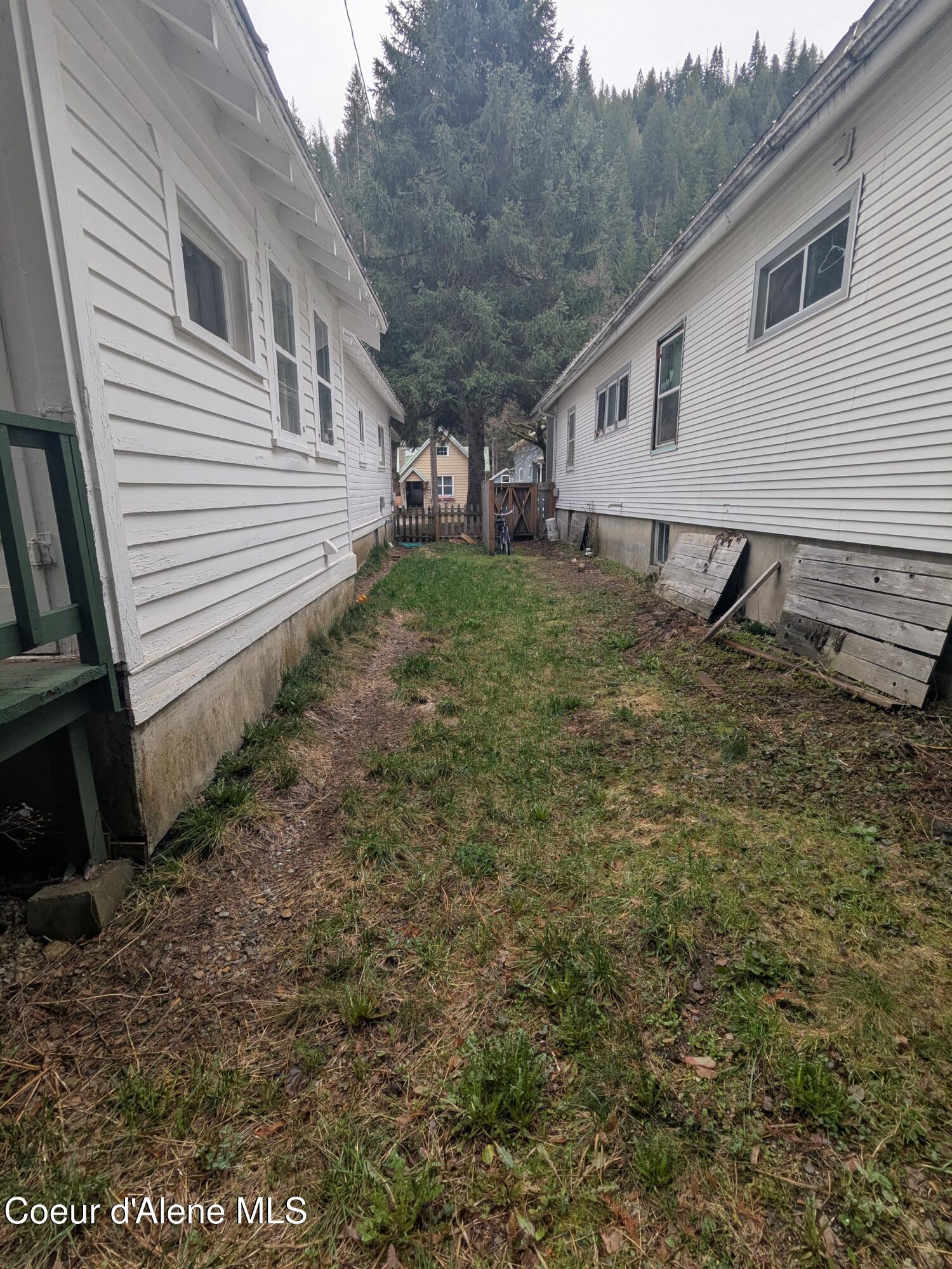 132 King Street Wallace, ID 83873 - Photo 14 of 17 Side Yard South Side